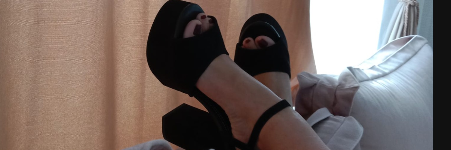 Amanda1608 (40) – Titelbild bei DateLounge